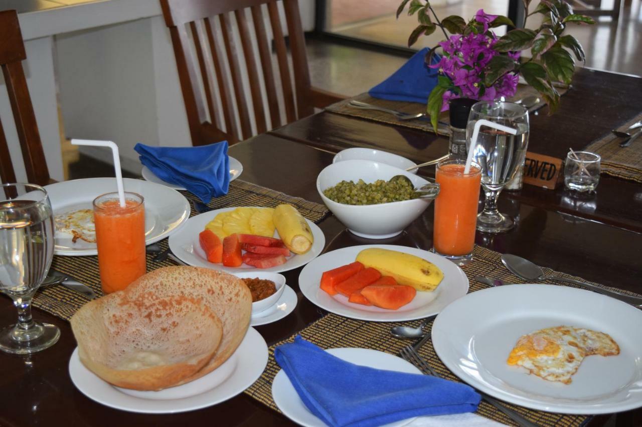 Sanmali Beach Hotel Marawila Eksteriør bilde